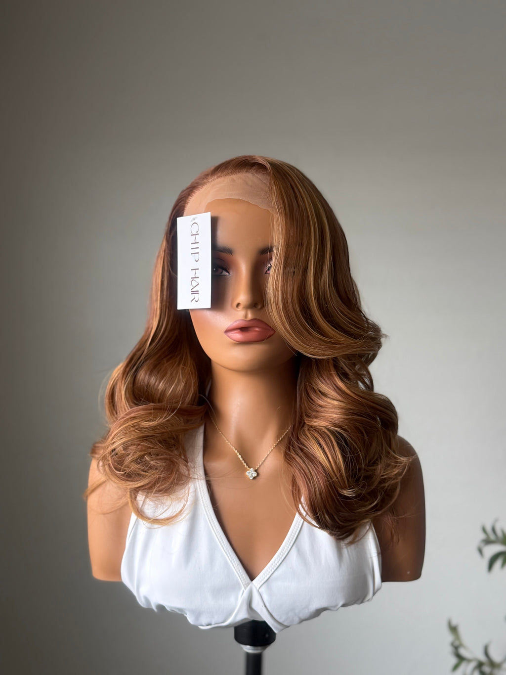 Blonde wave 18” wig