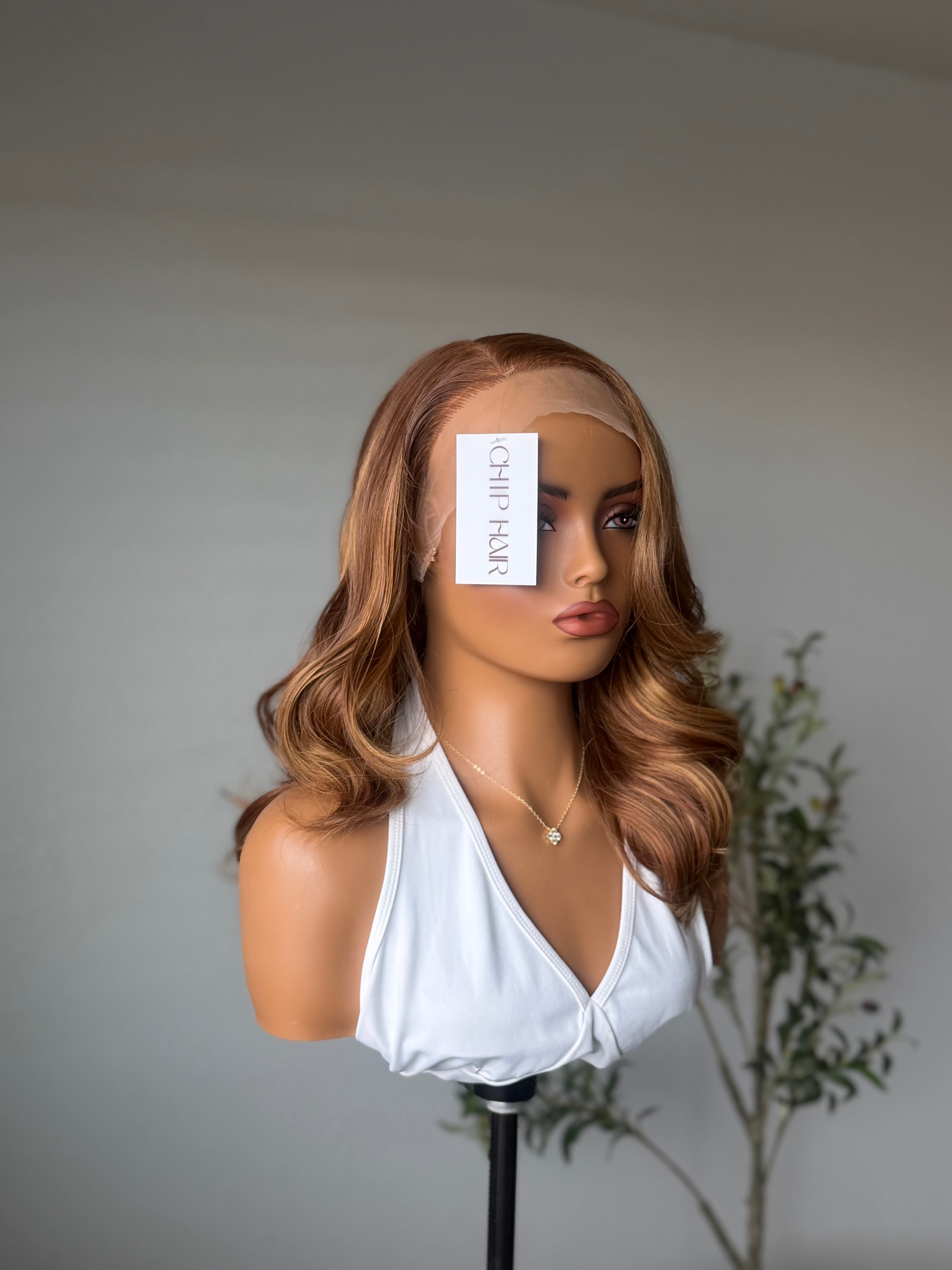 Blonde wave 18” wig