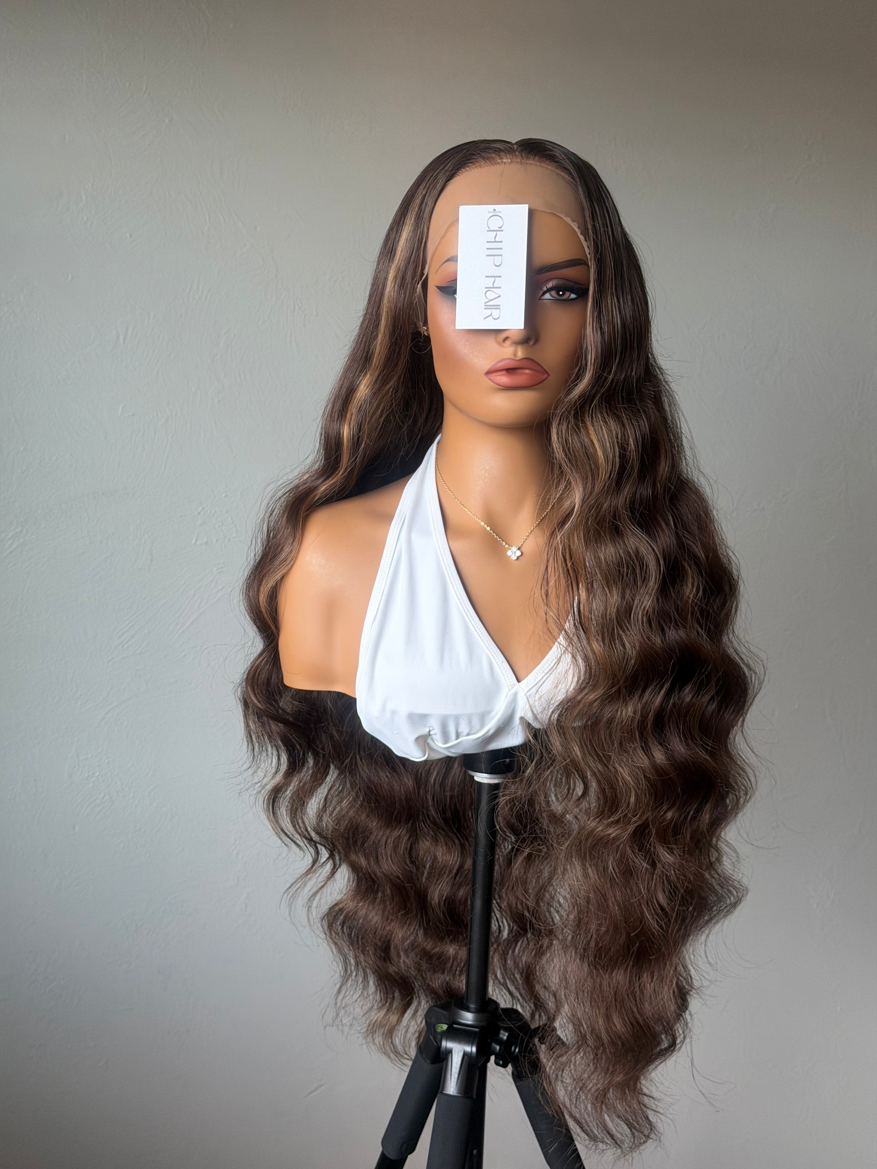 Highlights Hollywood wave 26” Wig